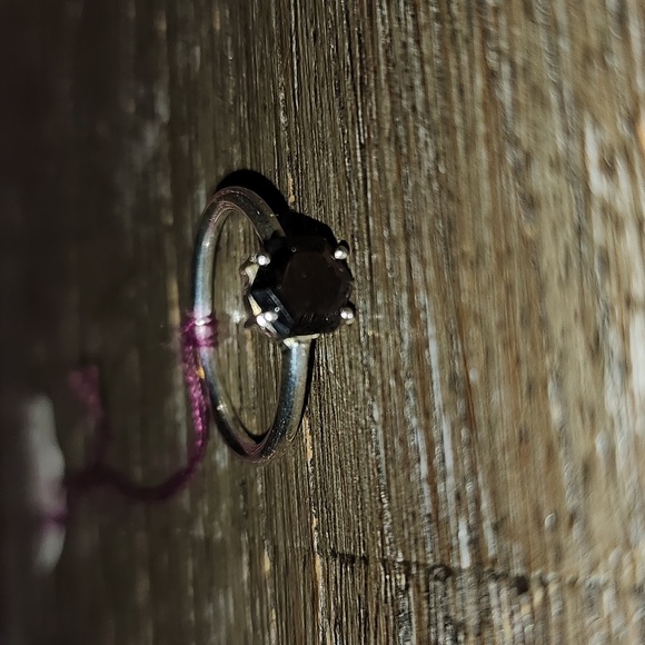 Brown sapphire ring - Picture 2 of 5